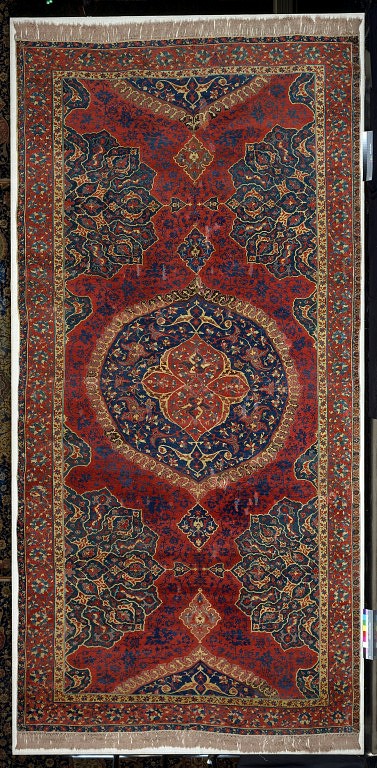 Medallion Ushak Carpet