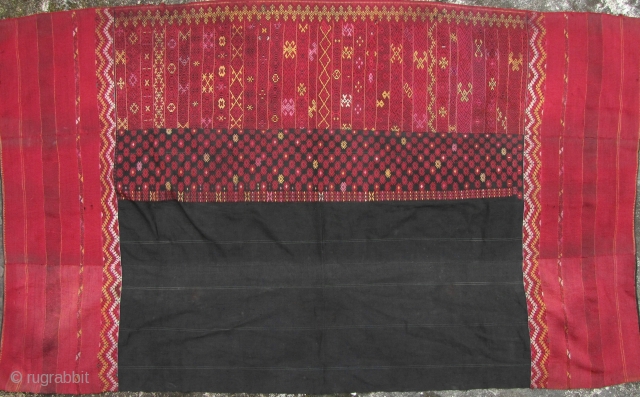 Kachin Skirt: Fine and rare Jinghpaw (aka Jingpo in China) “pukhang” heirloom wrap around skirt from Burma’s northern most state of Kachin. This piece is woven in three panels from two ply  ...
