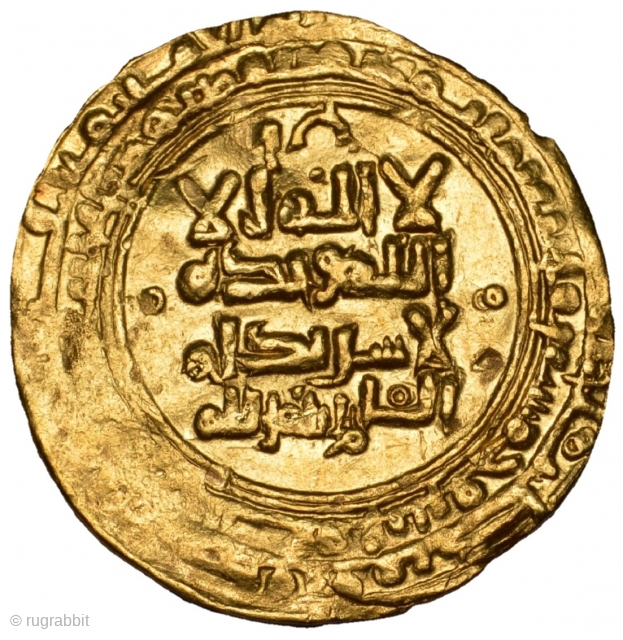 ISLAMIC, GREAT SELJUK EMPIRE . Sultan Tughril I Beg Muhammad, AH 429-455 / AD 1038-1063. AV Dinar  (Gold Coin ) Dated AH 452 = AD 1060 . Weight: 3.34 grams.
  