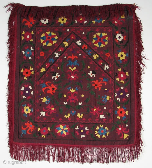 Central Asian "Aina Khalta", Silk embroidery on Silk, Early 20th Century, 20 x 16.5 inches, Very nice example
Available at this price only until November 15, 2012
