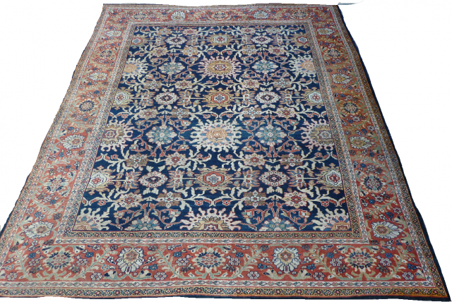 Antique Ziegler mahal carpet - late 19C. size 3.86 x 3.27 m
very decorative carpet in excellent condition evenly worn just showing few spots of foundation on border. No repairs or tinting
Fabulous design  ...