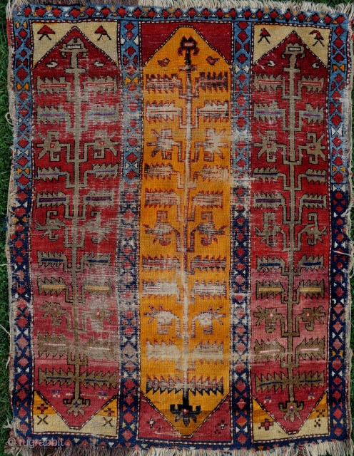 Antique, Anatolian rug, 122x95cm, handwashed, desperately looking for a new home.                      