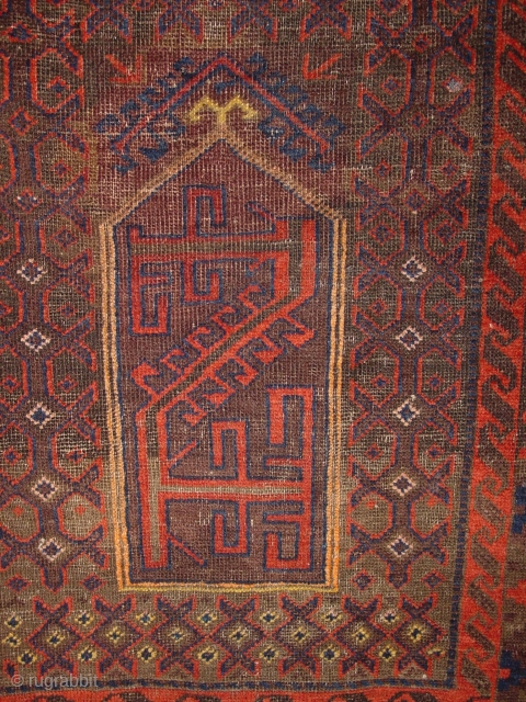 1880 fine baluch prayer rug, some corosion, great natural colors, original kelimendings and original fine selvedges, no repairs
93x140cm
3.1x4.7ft               