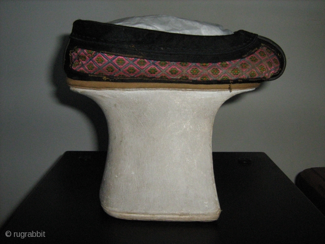 Chinese Manchu flower pot sole shoe,19th.cent,good condition,rare.                          