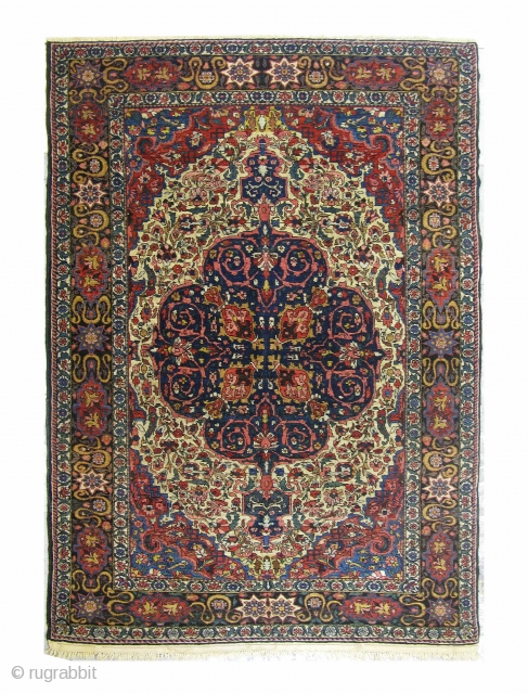 Persian Bakhtiar Ghalicheh, circa 1910, very fine. Size: 205x135 cm, 100% wool pile, natural vegetable dyes, in excellent condition.
It can be shipped to anywhere in the world (shipping & insurance costs ...