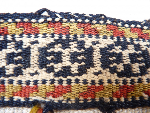 Very finely and tightly woven Qashqai Kashkuli horse band. Nice colours. The tassels are original to the band (some missing). Stock: 2605. Size 62x4 cms
