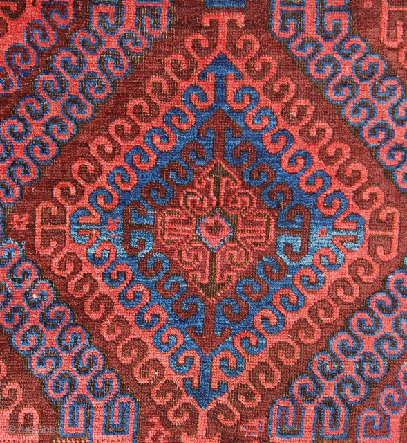 Very smart Baluch rug. 19th century.189 x 97cm. Organic dyes in good condition.                    