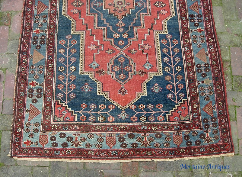 old-persian-4-ft-5-inches-by-7-ft-2-inches-i-think-this-one-might-be