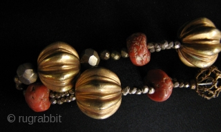 Nice old coral necklace with silver and gold washed silver beads over 100 years old. L: 57cm/22.5 in- the larger gold washed beads are about 2cm. Purchased in Kandy recently finding good  ...