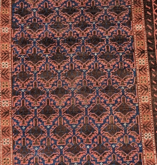 Antique Beluch carpet very nice and old
Size:190x95 cm                         