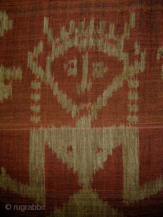 Balinese Ceremonial Breastcloth from Nusa Penida. 2nd quarter 20th c. or earlier. Fine hand-spun cotton, ikat weaving, natural dyes. 136x48 cms.