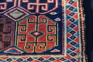 Shahsavan sumack bag face. Cm 52x54. Second half 19th c. Great saturated colors. In good condition. Previously belonging to a wise and happy Italian collector. A super piece. See the various, deep,  ...