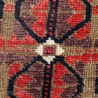 Antique Baluch, Mina Kani, 185x98cm, symmetrical knot.                          