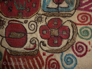 Antique textiel 70x76cm