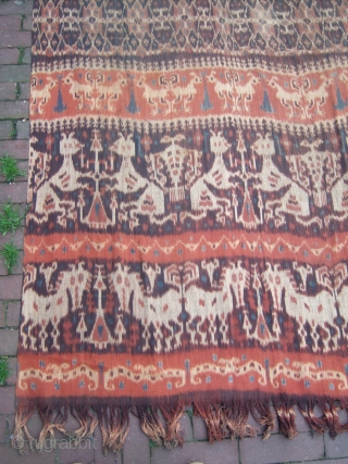 Indonesian Ikat
Size: 130x240cm (4.3x8.0ft)
Natural colors