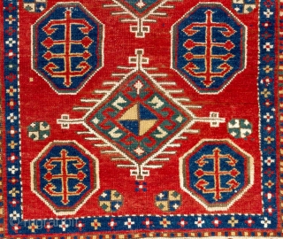 Bordjalo Kazak Rug, 41 x 46 inches (105x117 cm), late 19th Century                     