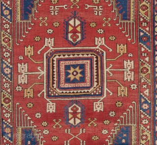 Antique West Anatolian Bergama Rug. 5'4" x 6'6" - 163x198 cm                      