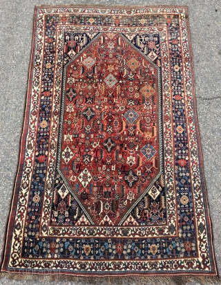 Qashqai Kashguli - 8'.8" x5'.2" Great natural dyes. Solid condition with no repairs or damage. All original. Good medium pile. Clean, lies flat.          