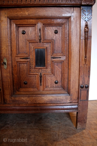 Fine Dutch 17th century Zeeuwse 'Kast', 4 doors cabinet from the south Dutch provence Zeeland ( Sealand) 
Beautiful and original blond oak wit ebony. 
Intarsia technique. see details. Two pars, In an  ...