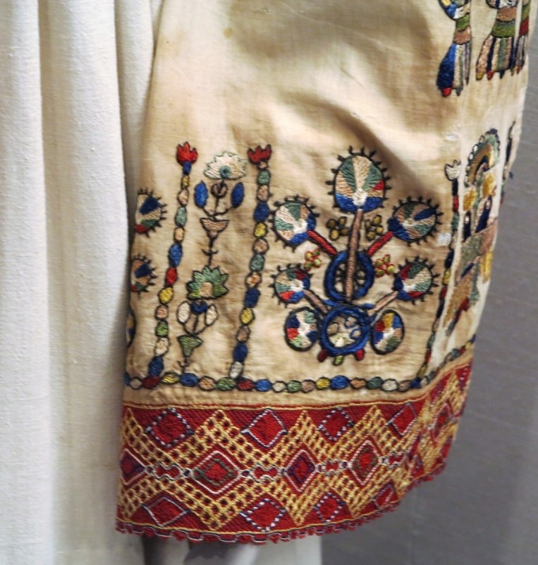 Cretan embroidery cuff, 17th century, Benaki Museum