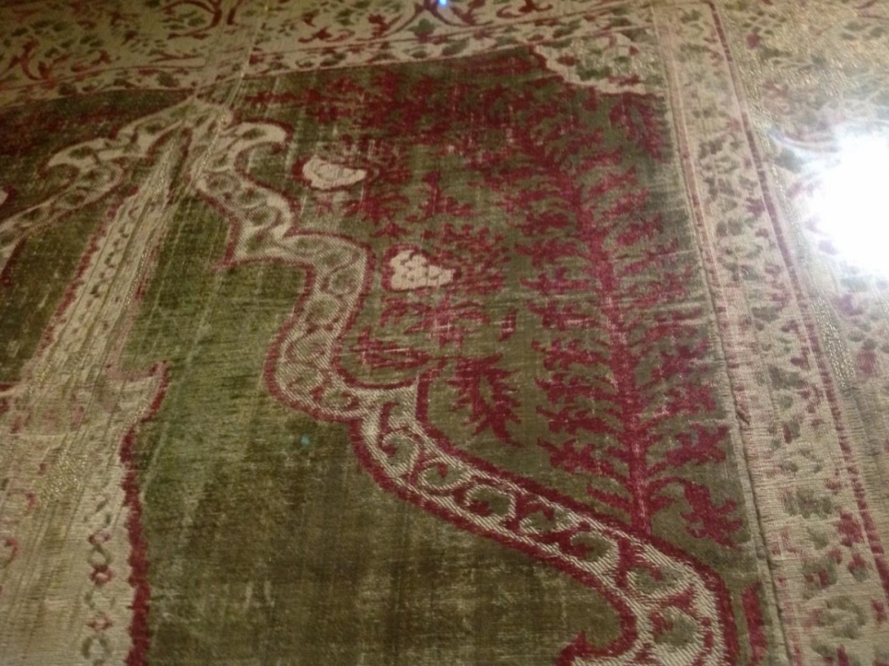Ottoman silk velvet, Gulbenkian Museum, Lisbon