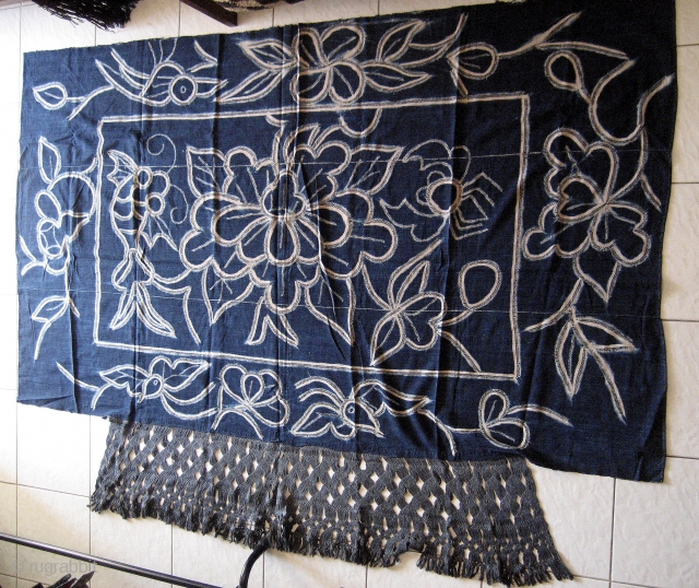 -'SHUI' MINORITY, GUIZHOU PROVINCE,S.W.CHINA,-WAX RESIST BATIK,INDIGO COTTON, CEREMONIAL WALL HANGING.- CIRCA 1950s.
                     