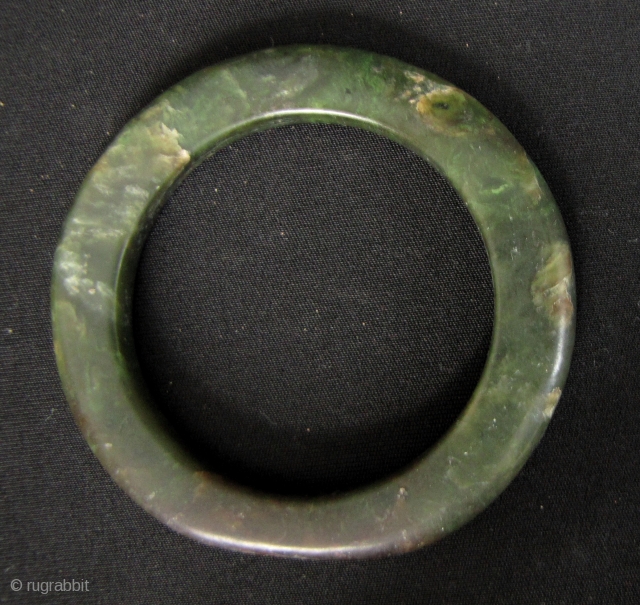 Fine small aventurine bangle from early Thai Bronze Age Lopburi Culture circa 500 BC . This item is slightly flattened at the bottom but in perfect original condition. Outer D: 6.2cm/2.4in and  ...