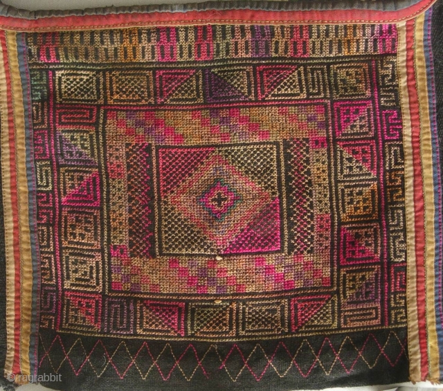 South East Asia: Nice old small shoulder bag with fine silk cross stitch embroidery from the Akha hilltribe in Northern Thailand. This piece was purchased in Chiang Mai in the early 1980s  ...