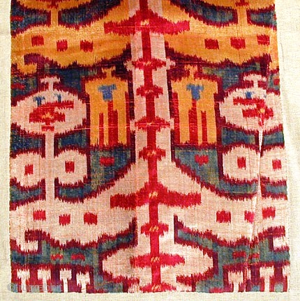 : IKAT velvet fragment
Origin: UZBEKISTAN 
Circa: 1880 
Size/Feet & Inches: 1'3'' x 2'7'' 
Size/Meters: 0.38 x 0.78 
               