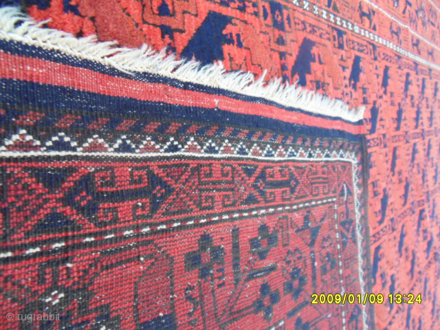 Antique Baluch Rug 
Size: 265 x 142 cm.
Mail: makifhali@yahoo.com                        