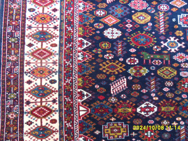 Antique Shiraz Schekurle Rug 
Size: 160x124 cm.
Mail: makifhali@yahoo.com                         