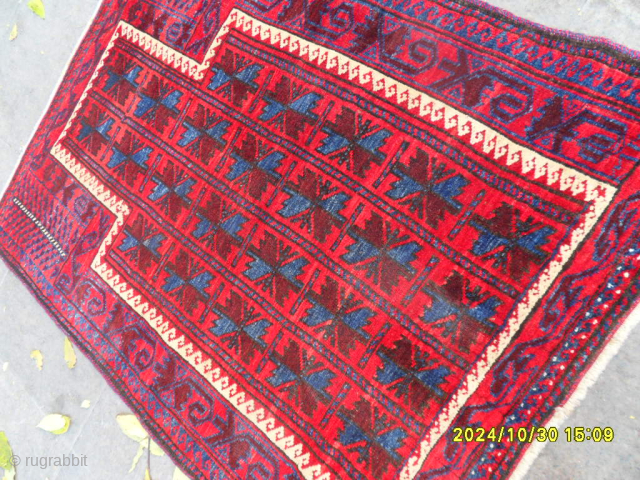 Antique Baluch Rug
Size: 115x90 cm.
Mail: makifhali@yahoo.com                           