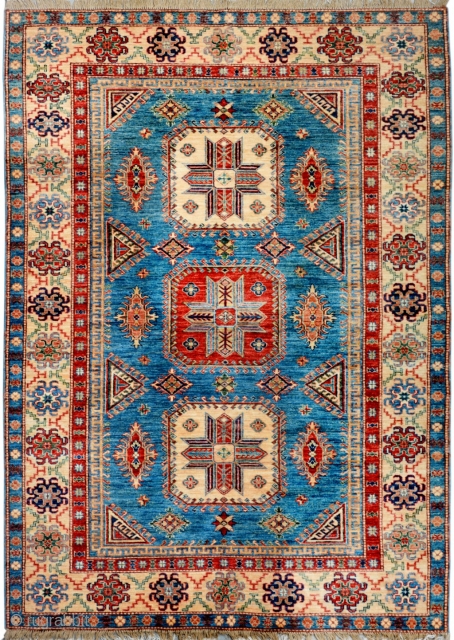 Oriental Kazak Rug 5' 7" x 7' 11" (ft) - No. 11255 http://alrug.com/blue-oriental-kazak-rug-5-7-x-7-11-ft-no-11255.html                    