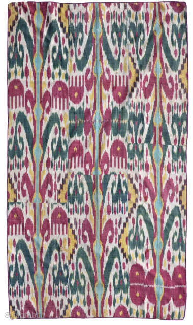 Ikat pardeh 190 x 110 cm. Six excellent colors. Strong bold motif in a well designed pattern. Contact me at alexanderbakker@flairforflavor.com            