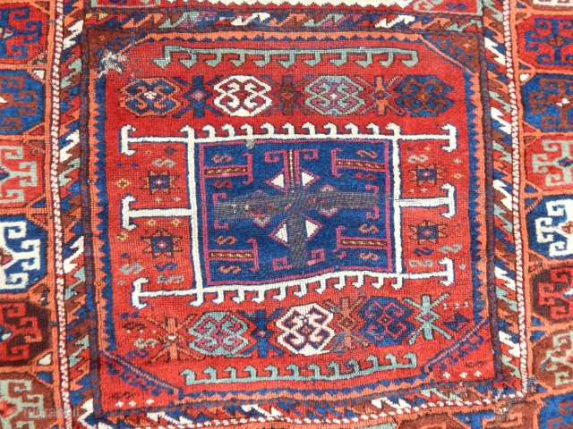 Antique East Anatolian Yörük Rug Frag. Size.164x132 cm E-mail.anatolianpicker@gmail.com                        