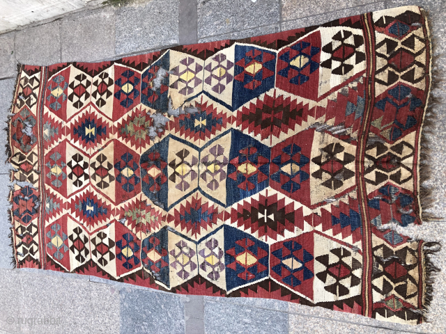 Mut Kilim 
rugbjk1903@gmail.com                              