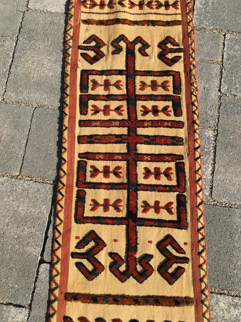 Early Saryk Tentbandfrag: 280 x 25 cm. Very rare and authentic Turkmen piece. Great dyes and drawing.                