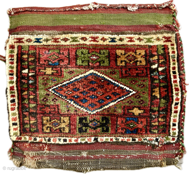  Amazing colours on this rare little antique Kurdish Anatolian small bag.  Size 42 x 40 cm. Available

lloydandy@hotmail.com              