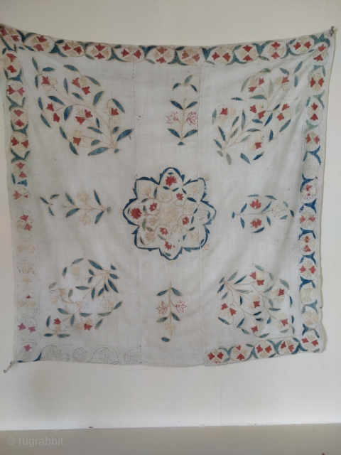 Rare suzani bohce very pretty in good condition with unfinished border. 2ft 5inches Square.    tonyhazrugs@btconnect.com               