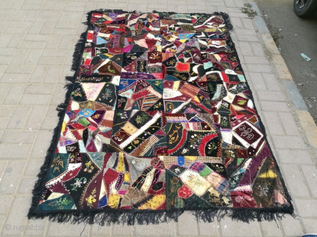 Antique crazy quilt.
Size 6.6 by 4.5 feet.                          