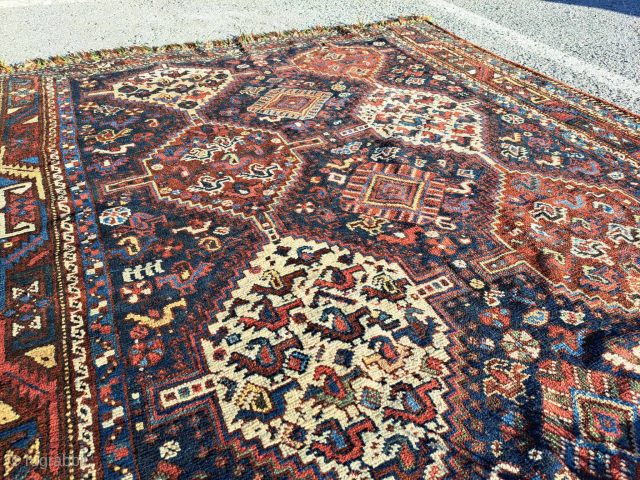 Khamseh with chickens, almost square size. Great quality, size 176 x 153 cm                    