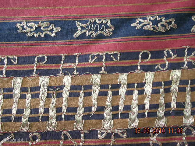 120 x 108 cm 
INDONESIEN CEROMONIAL PICES..
COLECTABEL
                          