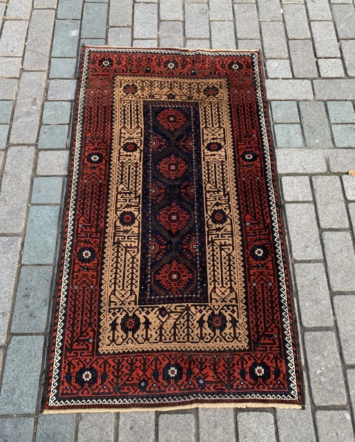 Antique Beluch Carpet 
Size:195x110
                             