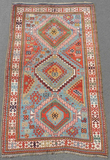 Auction June 15, 2019

Los 410 
Kasak Karabagh Teppich. Kaukasus, antik um 1870.
247 cm x 140 cm. Handgeknüpft. Wolle auf Wolle. Naturfarben. Insgesamt sehr guter Zustand.

Lot 410
Kazak Karabagh Carpet. Caucasus, antique around 1870.
247  ...