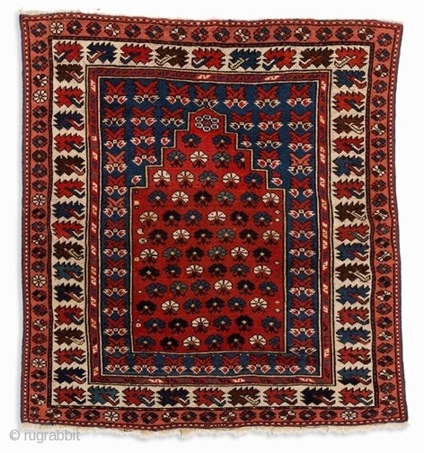 34 | Bergama Prayer Rug, North West Anatolia, Early 20th C.

    
Wool on wool
North West Anatolia, early 20th century
Dimensions: 1.05 x 0.98 m
Age-according good overall-condition, very low pile, several  ...