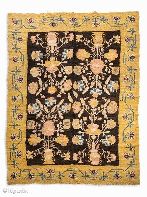 78 | Kilim, Bessarabia, Early 20th C.

https://auctionata.com/intl/o/105117/kilim-bessarabia-early-20th-c                          