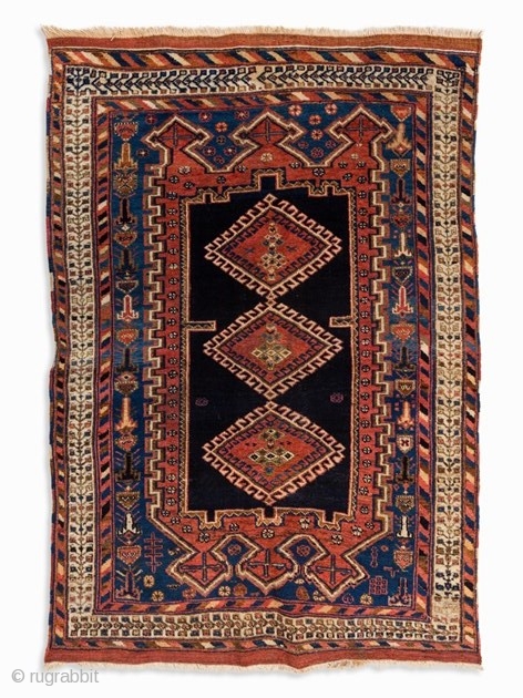 3 | Afshar Neyriz, South Persia, around 1930

    
Wool on cotton
Persia, around 1930
Knot density: approx. 160,000 knots per m2
Dimensions: 1.63 (1.70) x 1.14 m
Age-according good condition
The Afshar is visually  ...