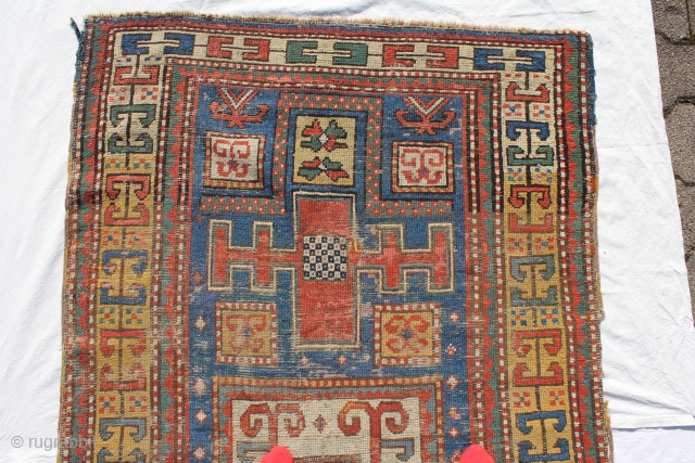 KARACHOPH Antique 19th century
wool on wool natural color
age and signs of wear 
Size: 300x145cm                   