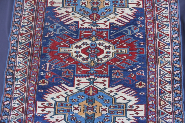 Zejwa  Schirwan around 1880
Wool on Wool with natural colors
Very good condition
Size: 148x122 cm                   