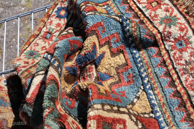 Kasak - Mogan Mid.19th centory with signs of age and wear see pictures.
Size: 175x112cm 
Price: 650€                 
